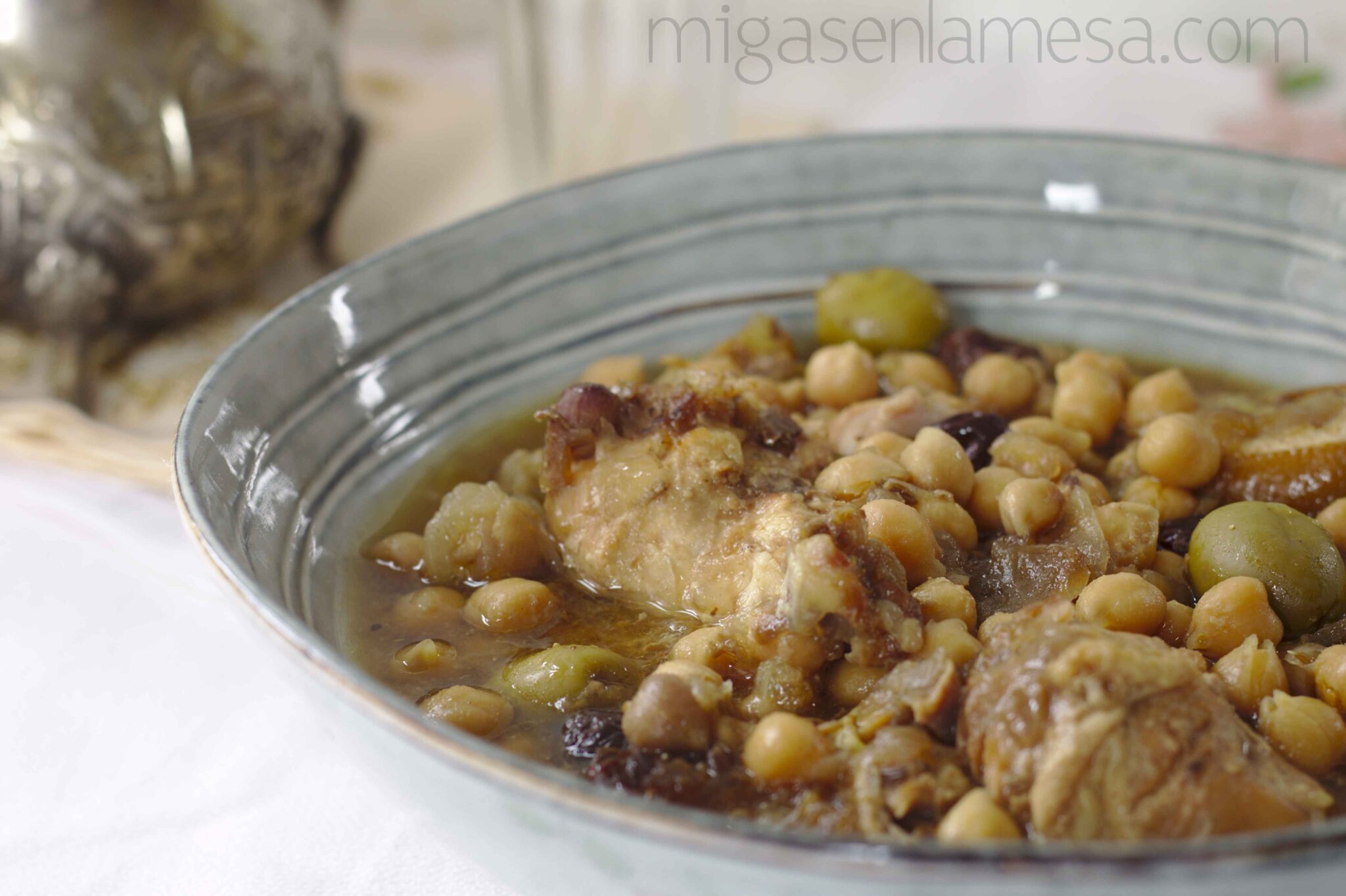 Pollo con garbanzos en crock pot topadentro MIGAS EN LA MESA